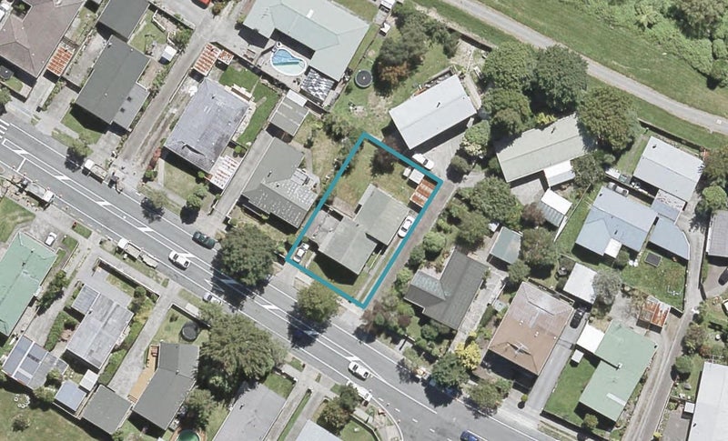 2/23 Gemstone Drive, Birchville, Upper Hutt - Carousel 1