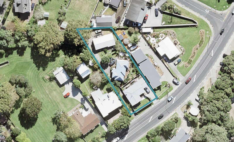 868B Whangaparaoa Road, Manly, Whangaparaoa - Carousel 1