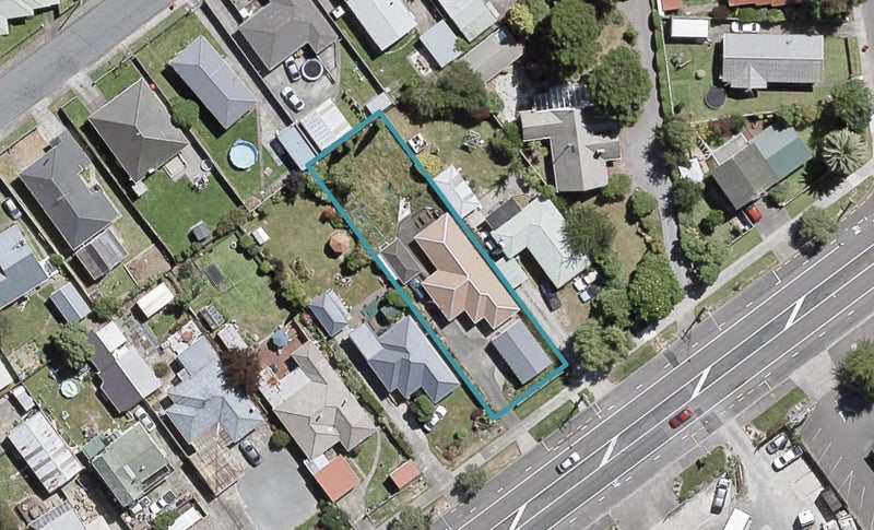 1053 Fergusson Drive, Clouston Park, Upper Hutt - Carousel 1