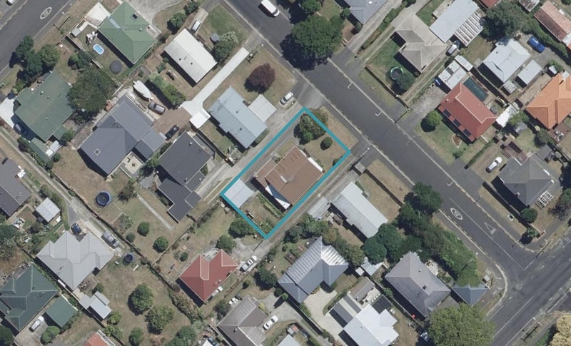 1 Walsh Street, Forest Lake, Hamilton - Carousel 1