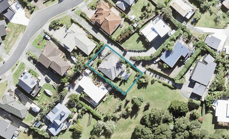 27 Athol Place, Algies Bay, Warkworth - Carousel 1