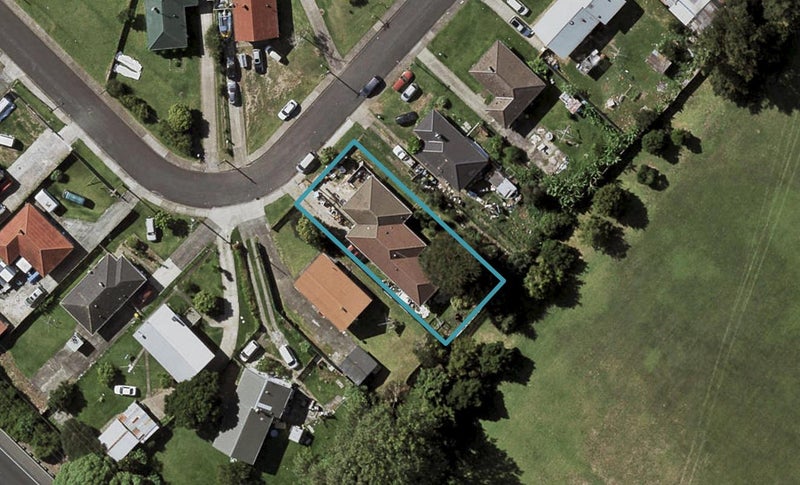 53 Cooper Crescent, Otara, Auckland - Carousel 1