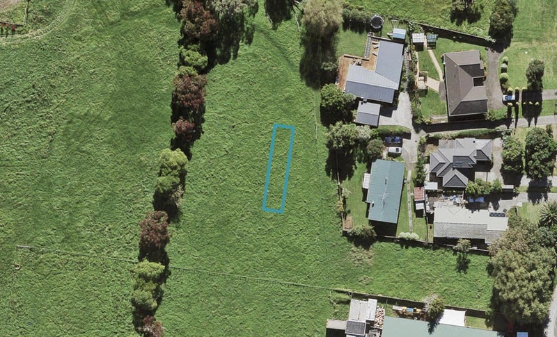 10 Manarini Road, Westgate, Auckland - Carousel 1