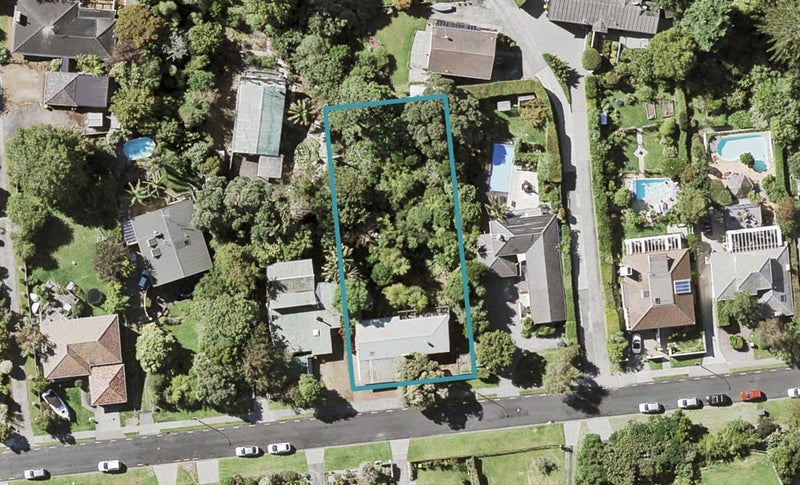 37 Evelyn Road, Cockle Bay, Auckland - Carousel 1