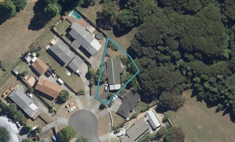 20 Taksan Place, Pukete, Hamilton - Carousel 1