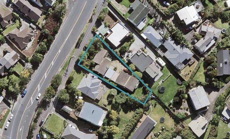 2/343 Glenfield Road, Glenfield, Auckland - Carousel 1