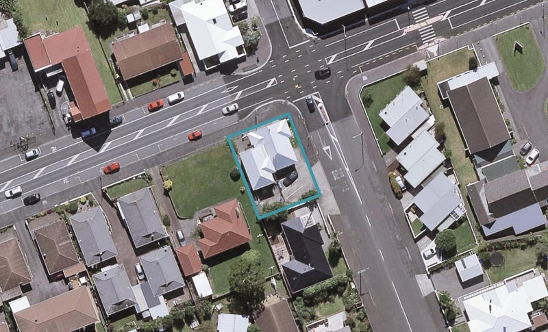 58/2A Paynters Avenue, Strandon, New Plymouth - Carousel 1