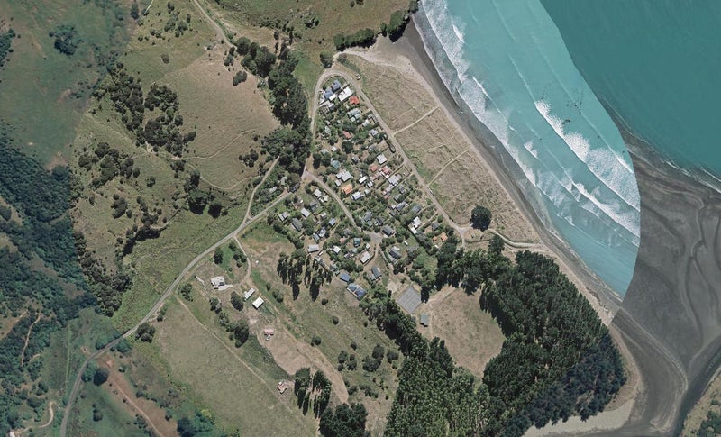 13 Rue De La Mer, Le Bons Bay, Akaroa - Carousel 1