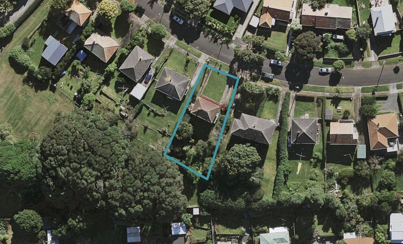 24 Paihia Road, Onehunga, Auckland - Carousel 1