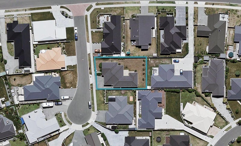 3 Ohau Place, Poraiti, Napier - Carousel 1