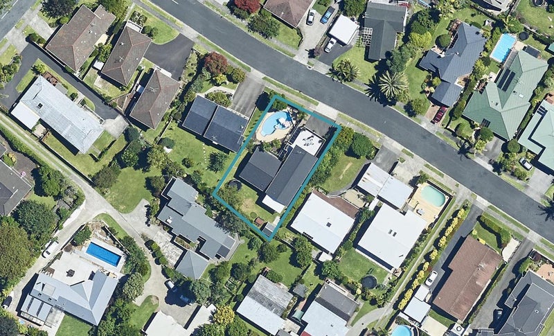 6 Takapu Street, Matua, Tauranga - Carousel 1