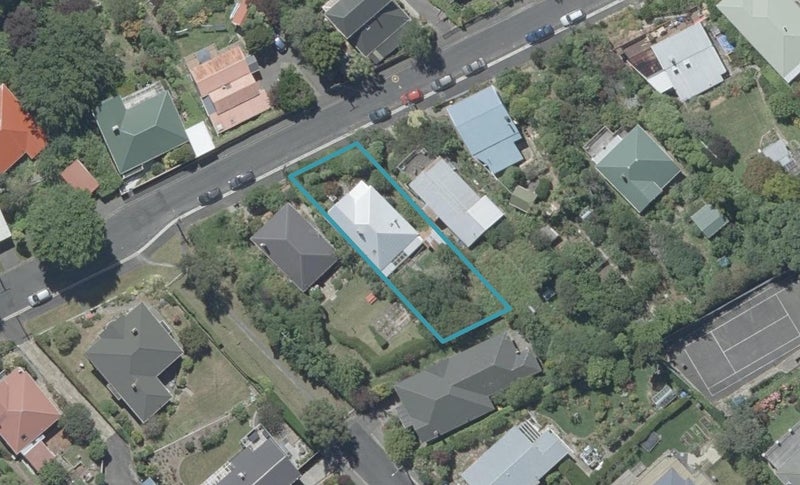 102 Evans Street, Opoho, Dunedin - Carousel 1