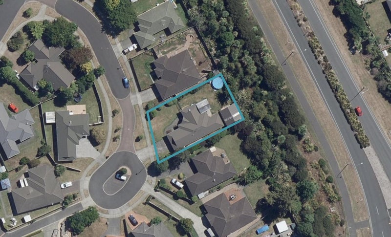 28 Bellona Place, Flagstaff, Hamilton - Carousel 1