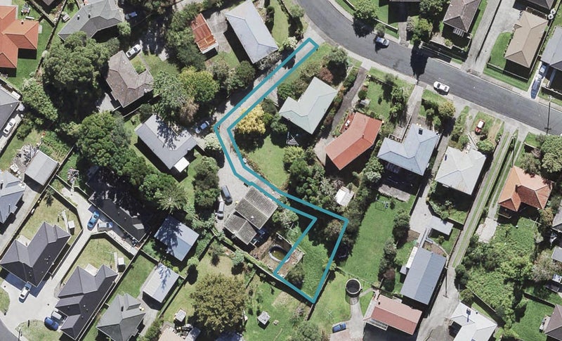 22B Kelkirk Street, Kelston, Auckland - Carousel 1