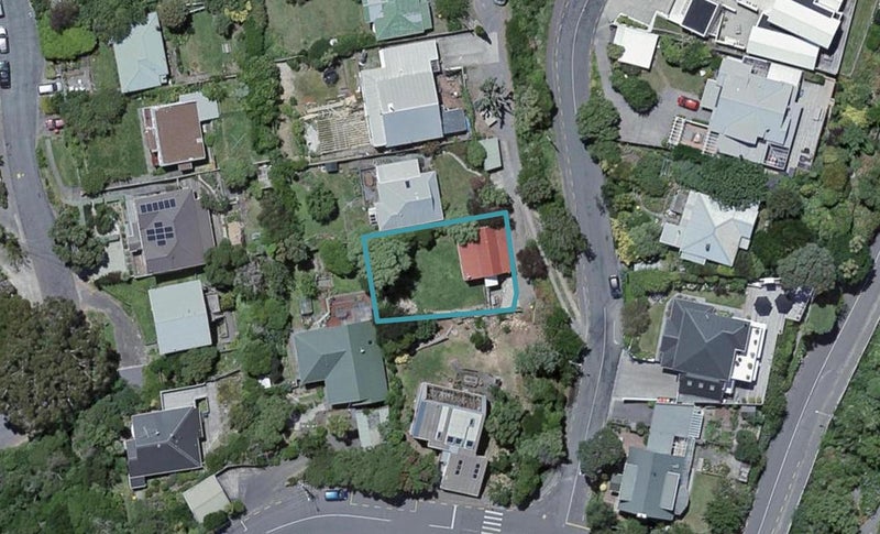 3 Nevay Road, Karaka Bays, Wellington - Carousel 1
