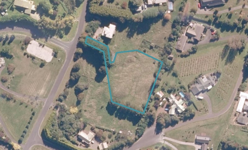 17 Blue Ridge Drive, ACACIA BAY, TAUPO - Carousel 1