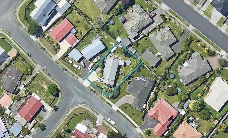 8 Kahurangi Drive, Lynmore, Rotorua - Carousel 1