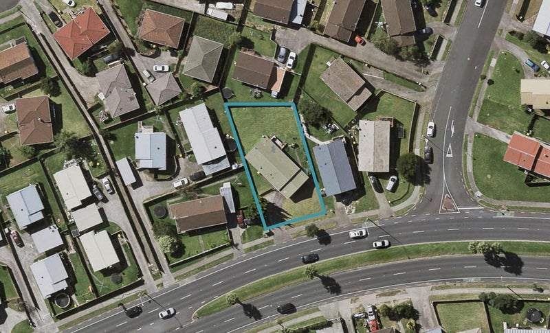 74 Te Irirangi Drive, Clover Park, Auckland - Carousel 1