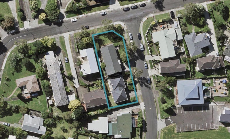 1 Glenside Avenue, Pakuranga, Auckland - Carousel 1