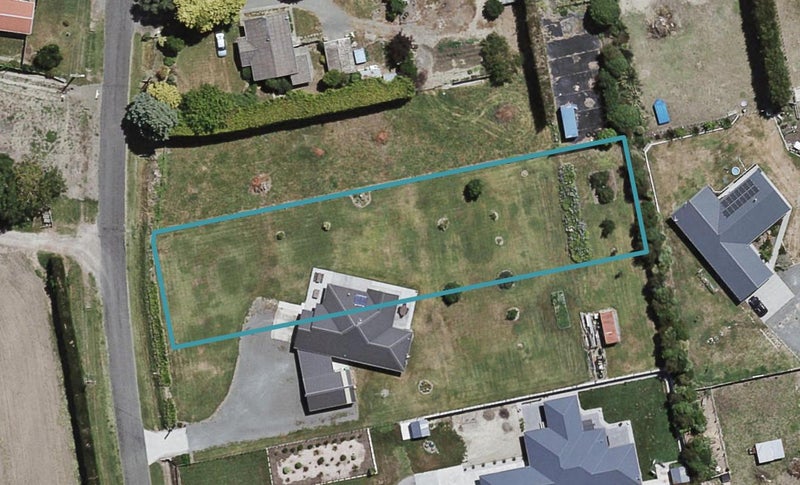 34 The Loop, Meeanee, Napier - Carousel 1