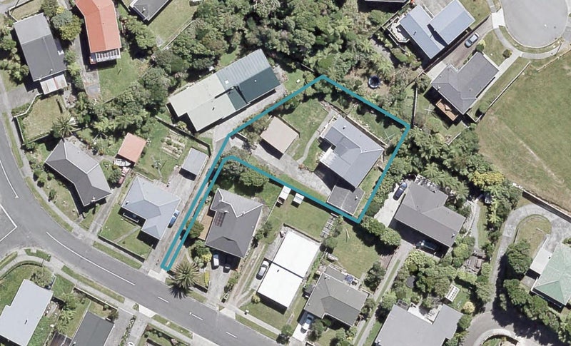 9 Cypress Drive, Maungaraki, Lower Hutt - Carousel 1