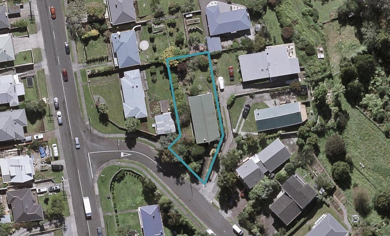 3 Montana Place, Merrilands, New Plymouth - Carousel 1