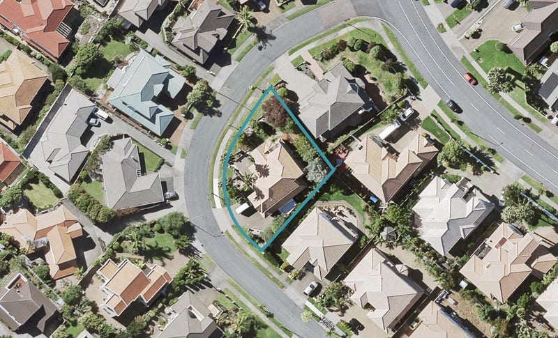 6 Tumbridge Place, Somerville, Manukau - Carousel 1