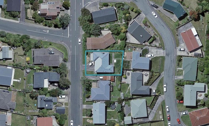 18 Fitzpatrick Street, Newlands, Wellington - Carousel 1