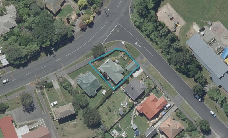 2 Hislop Street, Liberton, Dunedin - Carousel 1
