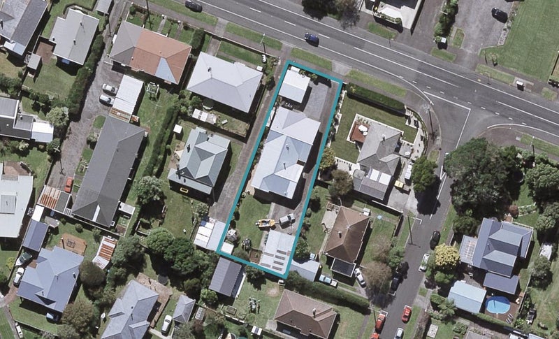 296 Carrington Street, Vogeltown, New Plymouth - Carousel 1