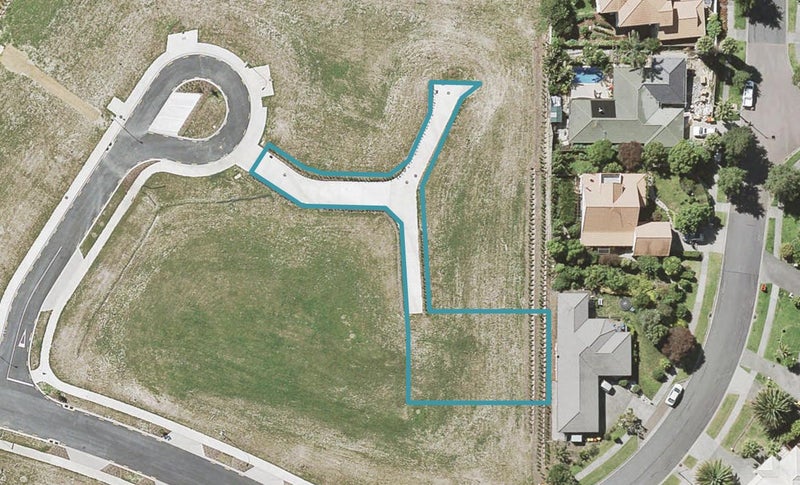 6 Prevost Lane, Oteha, Auckland - Carousel 1
