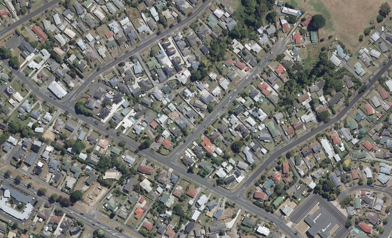 1/7 Greta Street, Glenview, Hamilton - Carousel 1