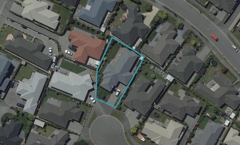 16 Cyclamen Place, Aidanfield, Christchurch - Carousel 1