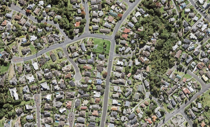 39A Halsey Drive, Lynfield, Auckland - Carousel 1