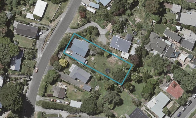 20 Renown Road, Raumati South, Paraparaumu - Carousel 1