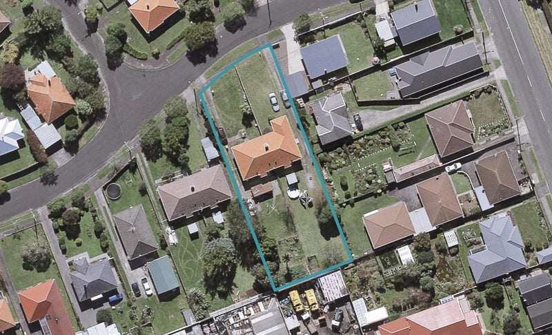 56 Drake Street, Vogeltown, New Plymouth - Carousel 1