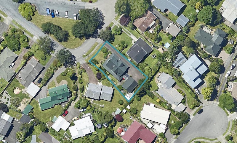 33 Waitawa Place, Lynmore, Rotorua - Carousel 1