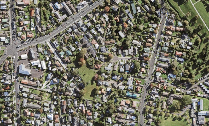 18 Waitati Place, New Windsor, Auckland - Carousel 1