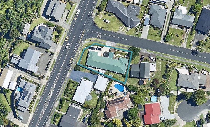2 Glenn Terrace, Otumoetai, Tauranga - Carousel 1
