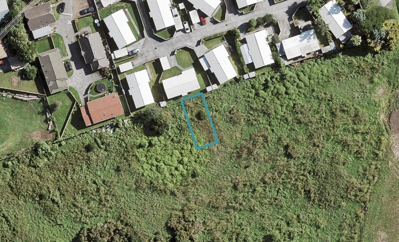 61 Karikari Crescent, Takanini, Auckland - Carousel 1