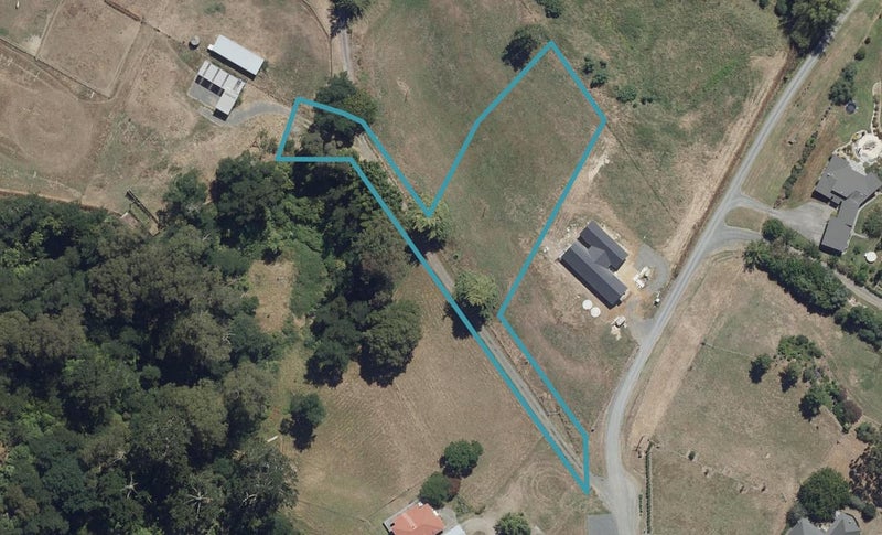 2 Nukuhau Lane, Rukuhia, Hamilton - Carousel 1