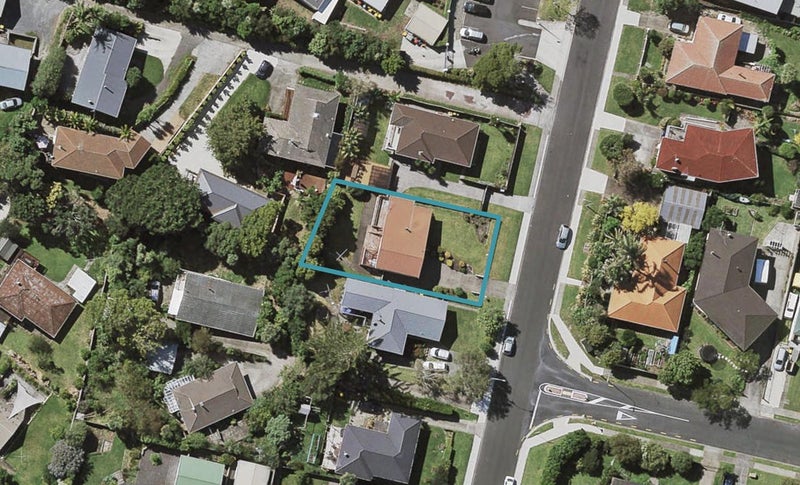 85 Udys Road, Pakuranga, Auckland - Carousel 1