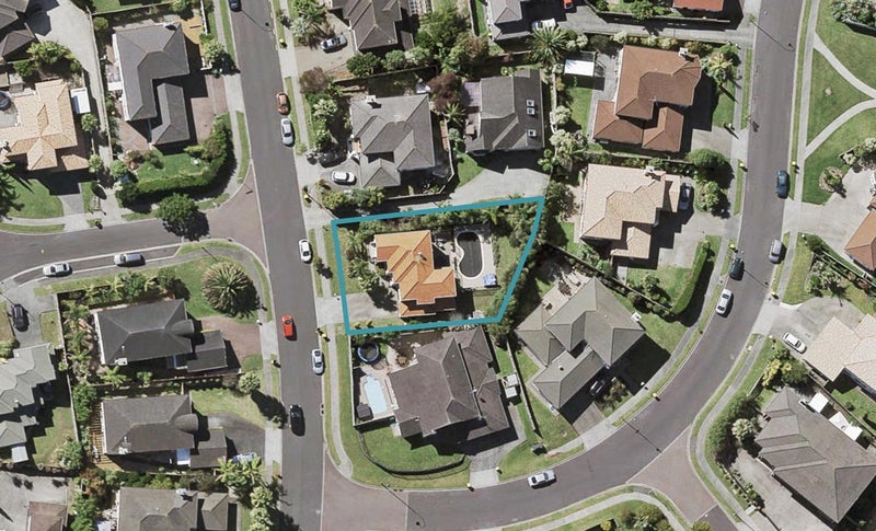 11 Killybegs Drive, Pinehill, Auckland - Carousel 1