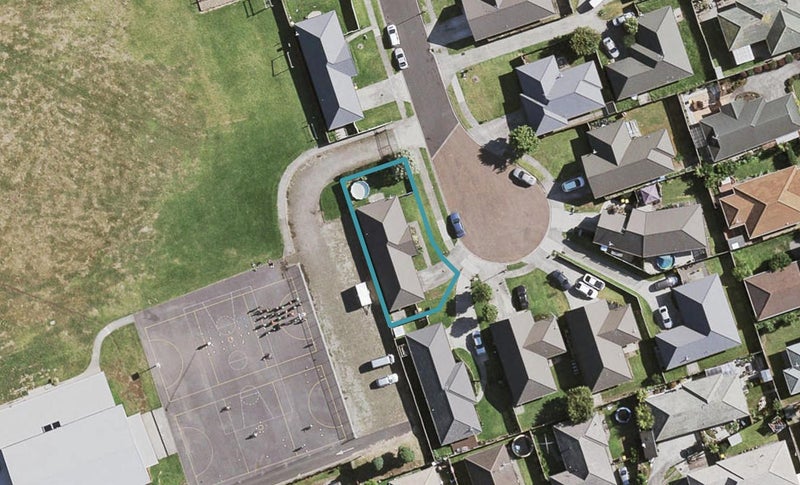 13 Old Park Place, Takanini, Auckland - Carousel 1