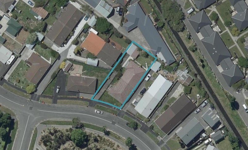 2/52 Clydesdale Street, Woolston, Christchurch - Carousel 1