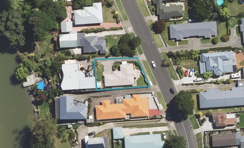 40 Stout Street, Whataupoko, Gisborne - Carousel 1