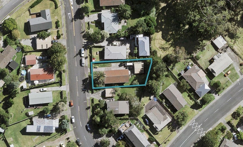 5 Garton Drive, Massey, Auckland - Carousel 1