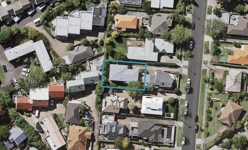 18 Temple Street, Meadowbank, Auckland - Carousel 1