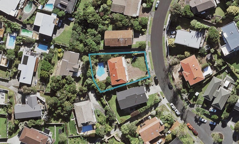 17 Calman Place, Chatswood, Auckland - Carousel 1