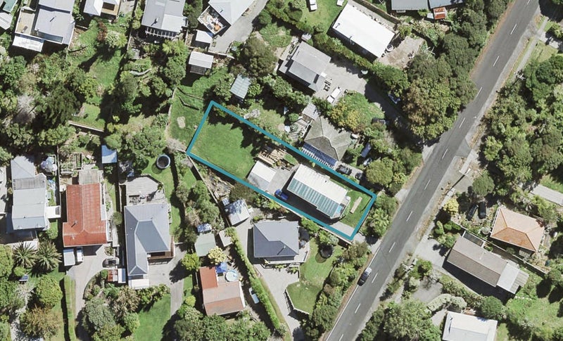 9 Northfield Road, Waitakere, Auckland - Carousel 1